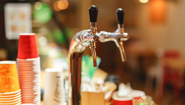 KegJoy's Guide to a Stress-Free Thanksgiving Bar Setup 